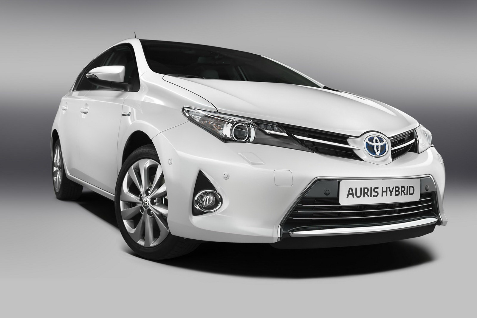 New Toyota Auris Hybrid Front Quarter Wallpaper Download Wallpaper New Toyota Auris Hybrid Front Quarter Wallpaper Download Wallpaper