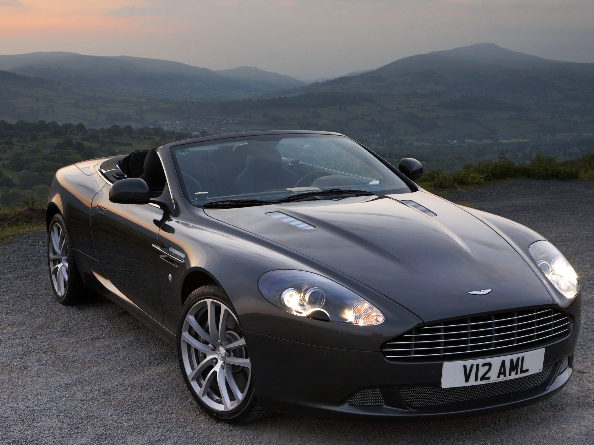 Aston Martin DB9 Volante Free Download Image Of Wallpaper Aston Martin DB9 Volante Free Download Image Of Wallpaper