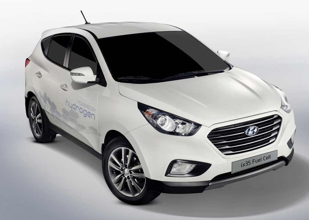 Hyundai ix35 FC First production hydrogen fuel cell cars hit the market Wallpapers Desktop Download Wallpaper Hyundai ix35 FC First production hydrogen fuel cell cars hit the market Wallpapers Desktop Download Wallpaper