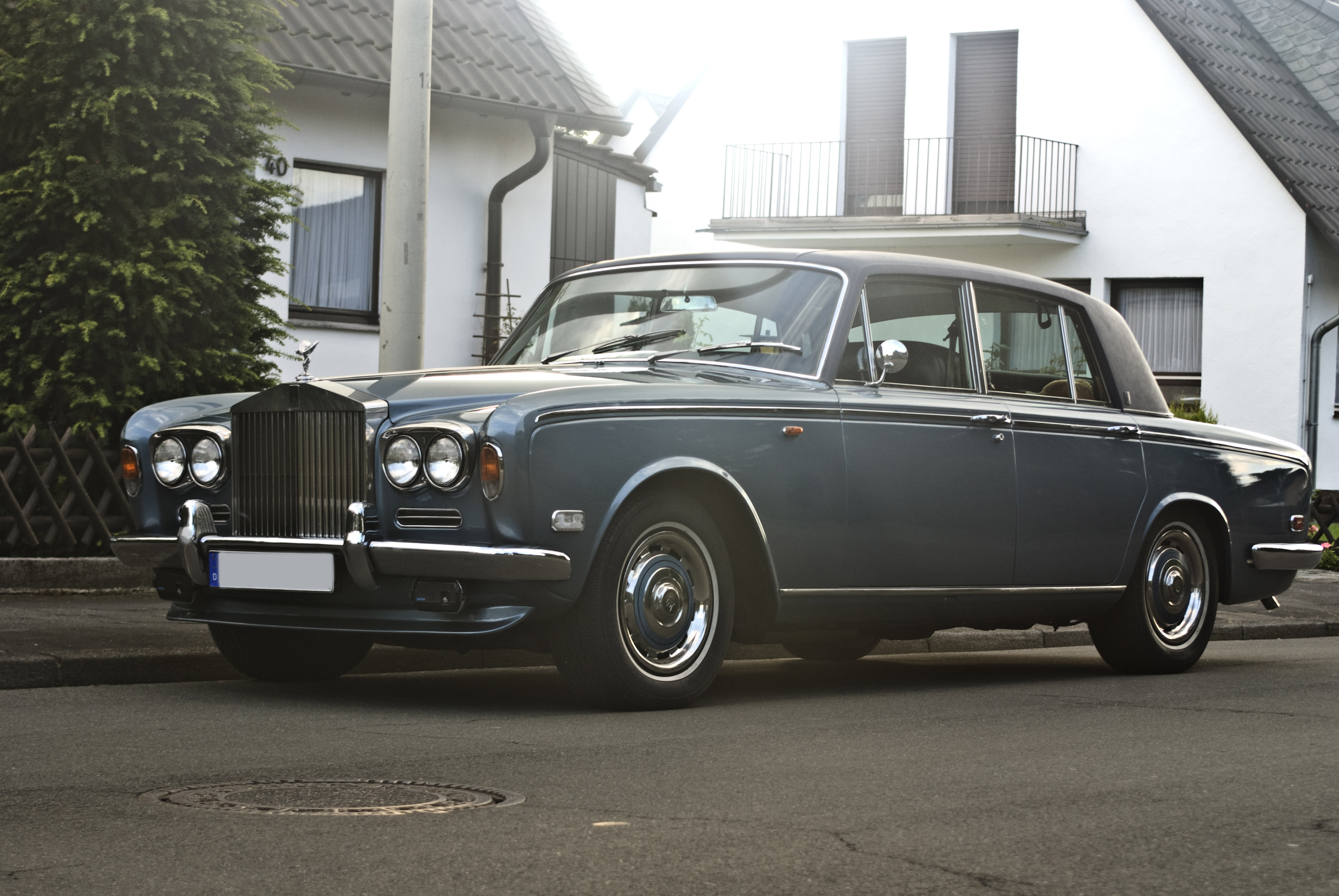 Rolls Royce Silver Shadow Wallpaper HD For Mobile