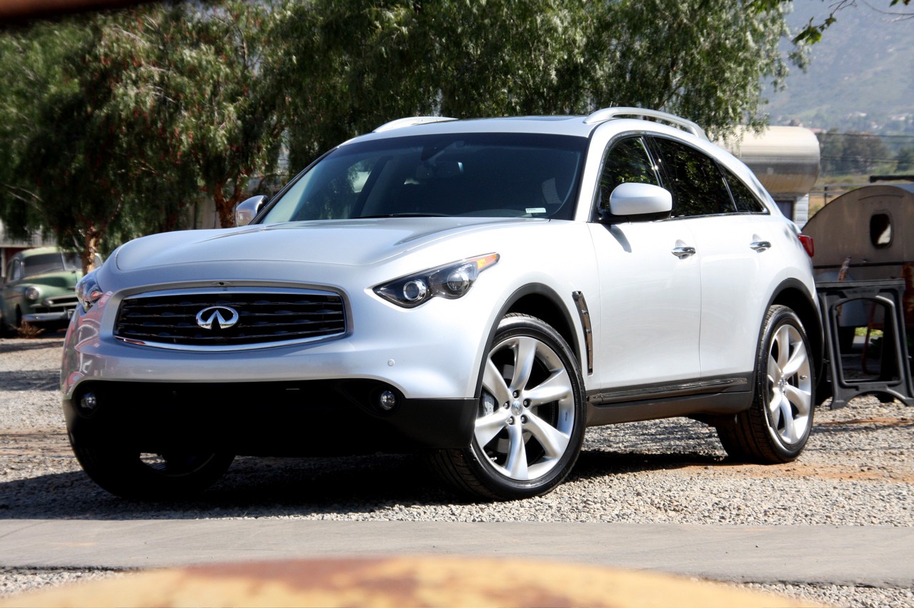 The New Infiniti FX 35 Wallpapers HD Wallpaper The New Infiniti FX 35 Wallpapers HD Wallpaper