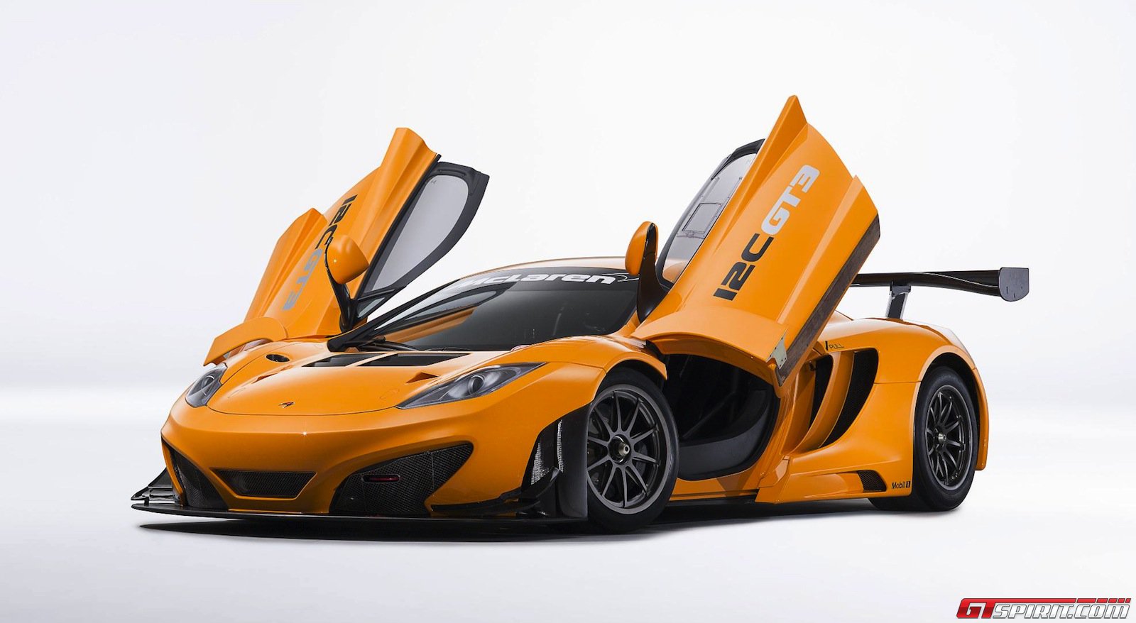 McLaren MP4 2C GT3 Motor Show High Resolution Wallpaper Free Wallpaper McLaren MP4 2C GT3 Motor Show High Resolution Wallpaper Free Wallpaper