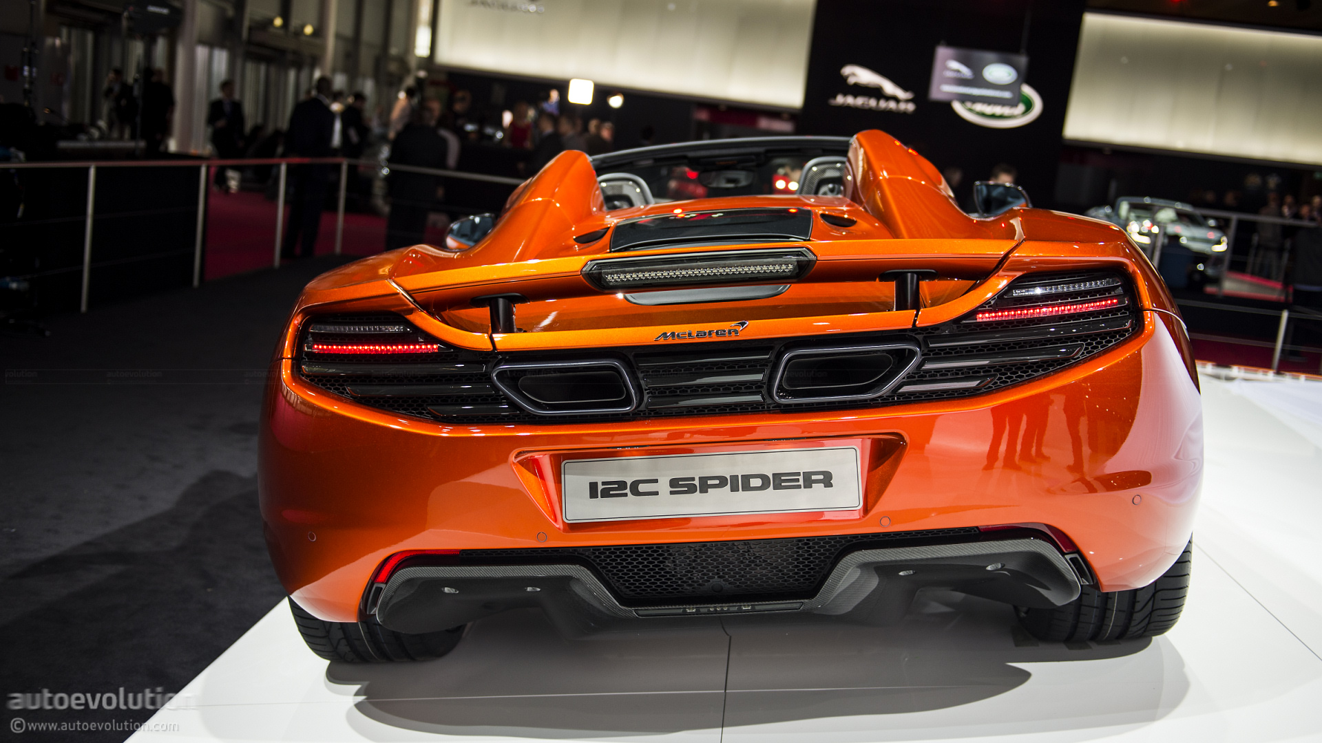 McLaren MP4-12C Spider live photos Wallpapers HD