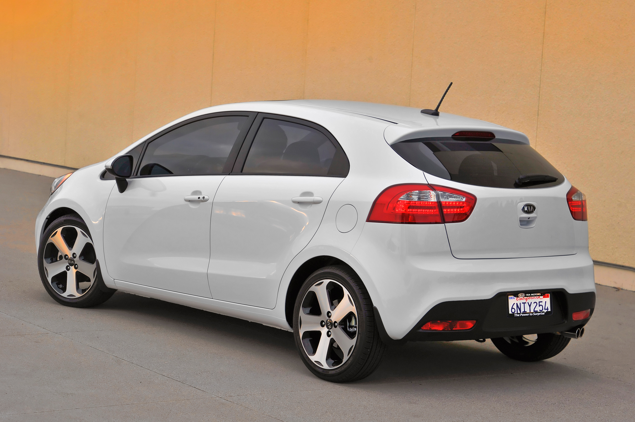 Kia Rio 5 Door Rear free download image Wallpaper Kia Rio 5 Door Rear free download image Wallpaper