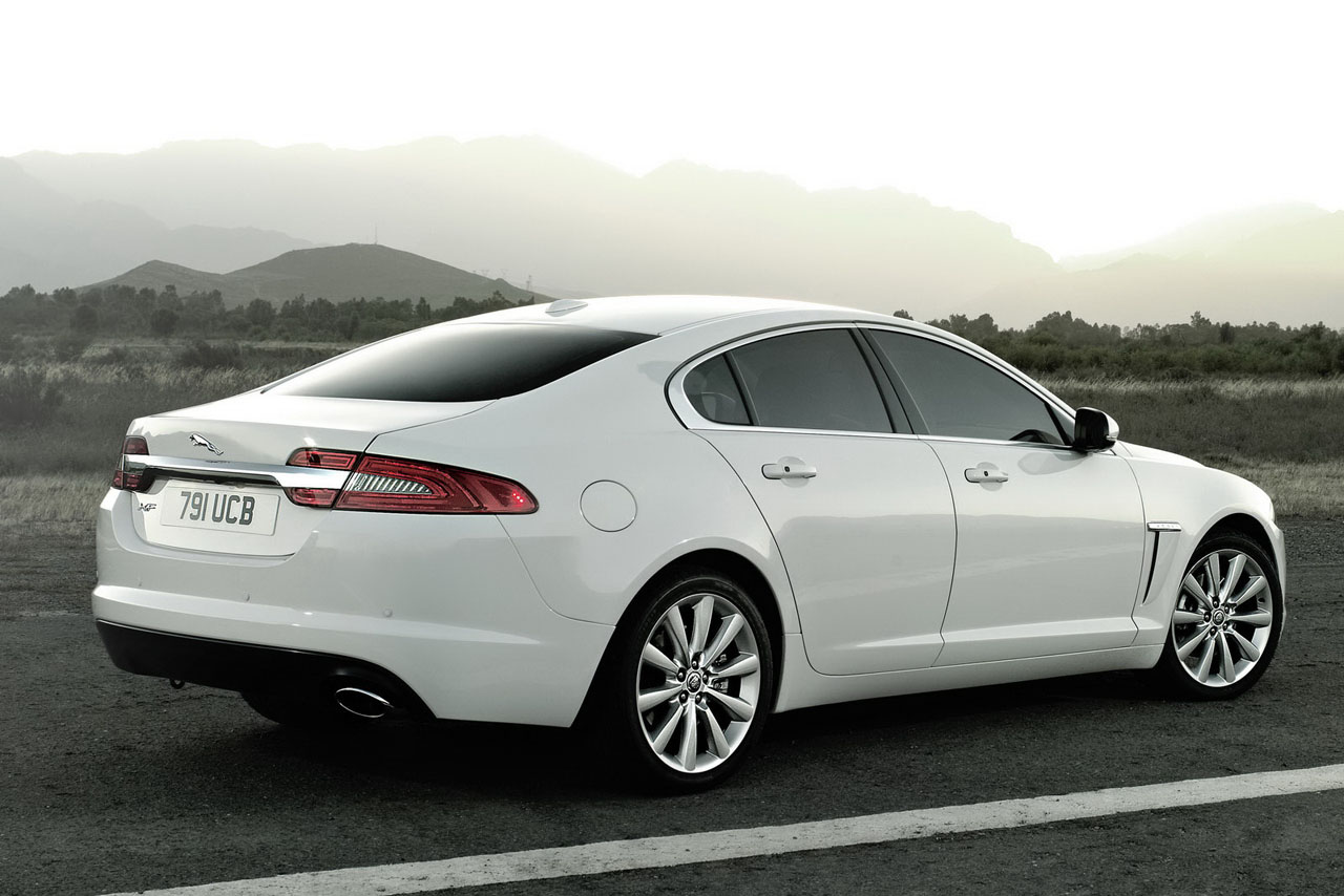 Used Jaguar XF 2012 had been revised and improved two pawns in publicfree download image Wallpaper Used Jaguar XF 2012 had been revised and improved two pawns in publicfree download image Wallpaper