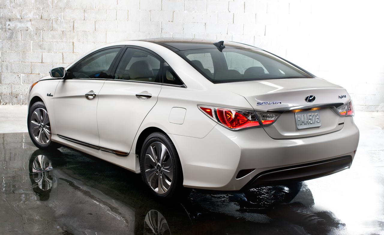 2014 Hyundai Sonata hybrid photo image download free Wallpaper 2014 Hyundai Sonata hybrid photo image download free Wallpaper