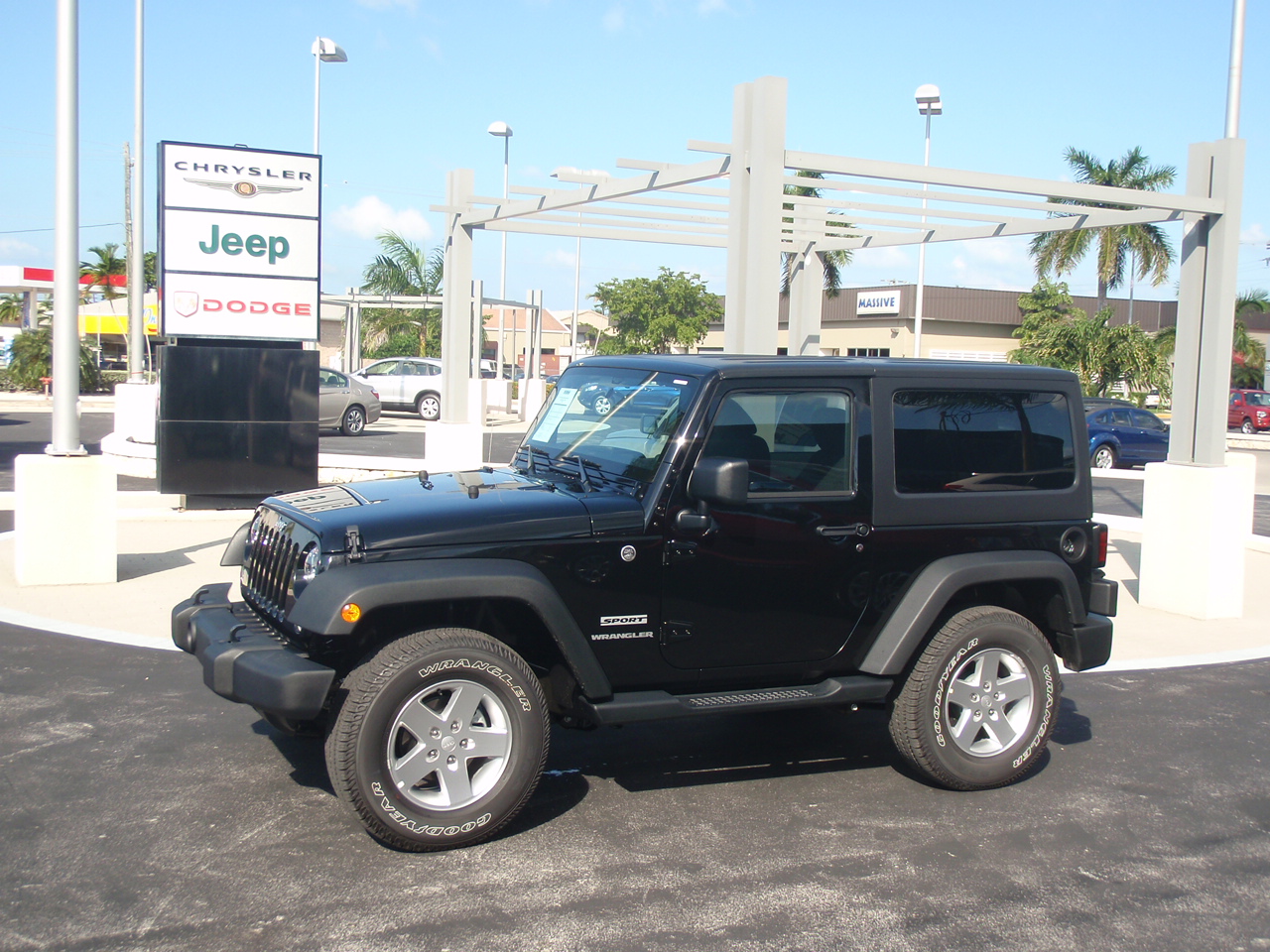 BLACK Jeep Wrangler 2 Door Hard Top 4×4 Vehicle Specifications free download image Wallpaper BLACK Jeep Wrangler 2 Door Hard Top 4×4 Vehicle Specifications free download image Wallpaper