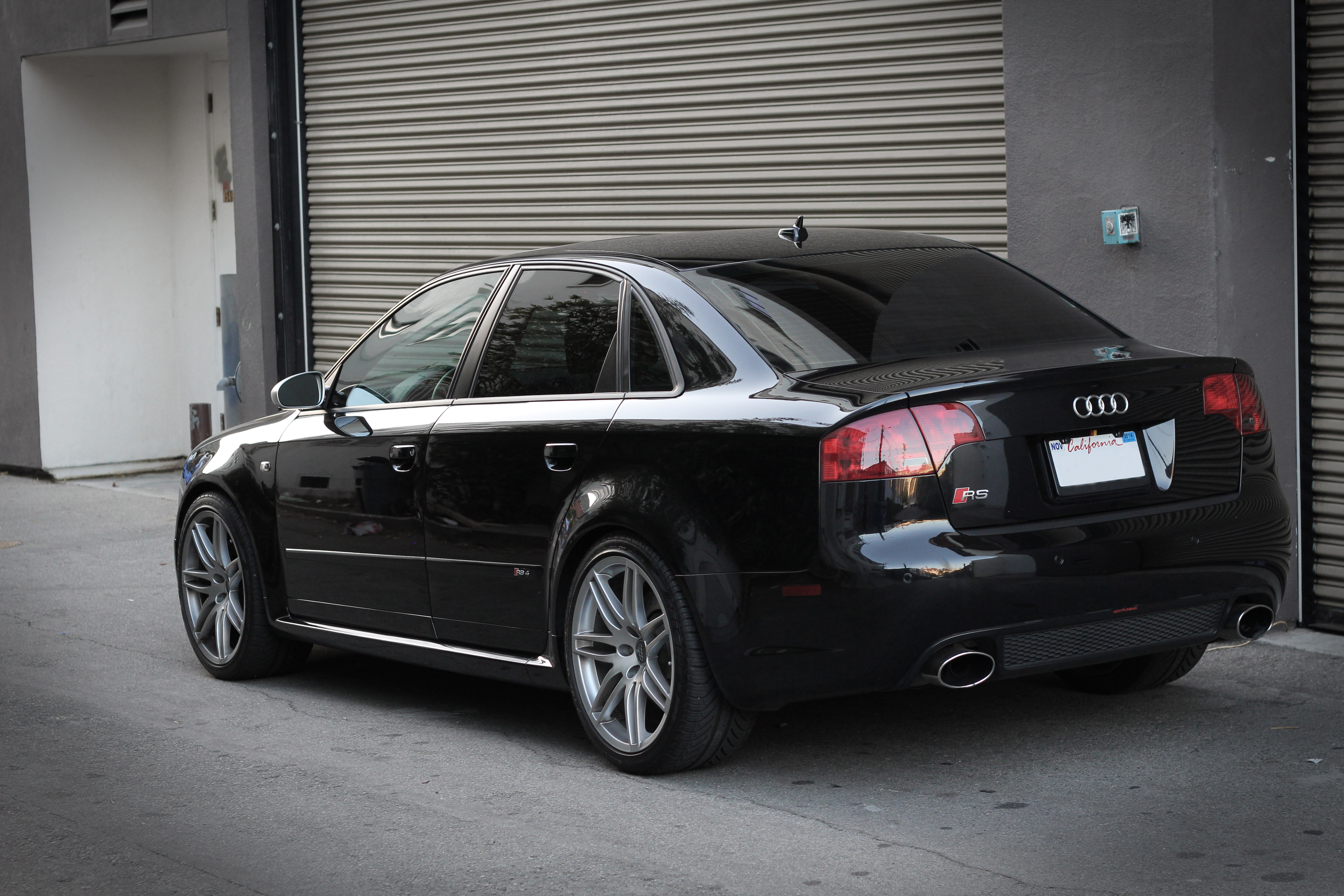 AUDI RS4 Wallpapers in High DEF For Desktop, Laptop, Tablet & Mobile 2 Wallpaper AUDI RS4 Wallpapers in High DEF For Desktop, Laptop, Tablet & Mobile 2 Wallpaper